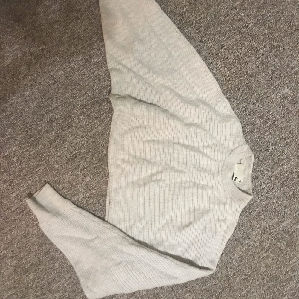 Wilfred Free comfy cropped sweater